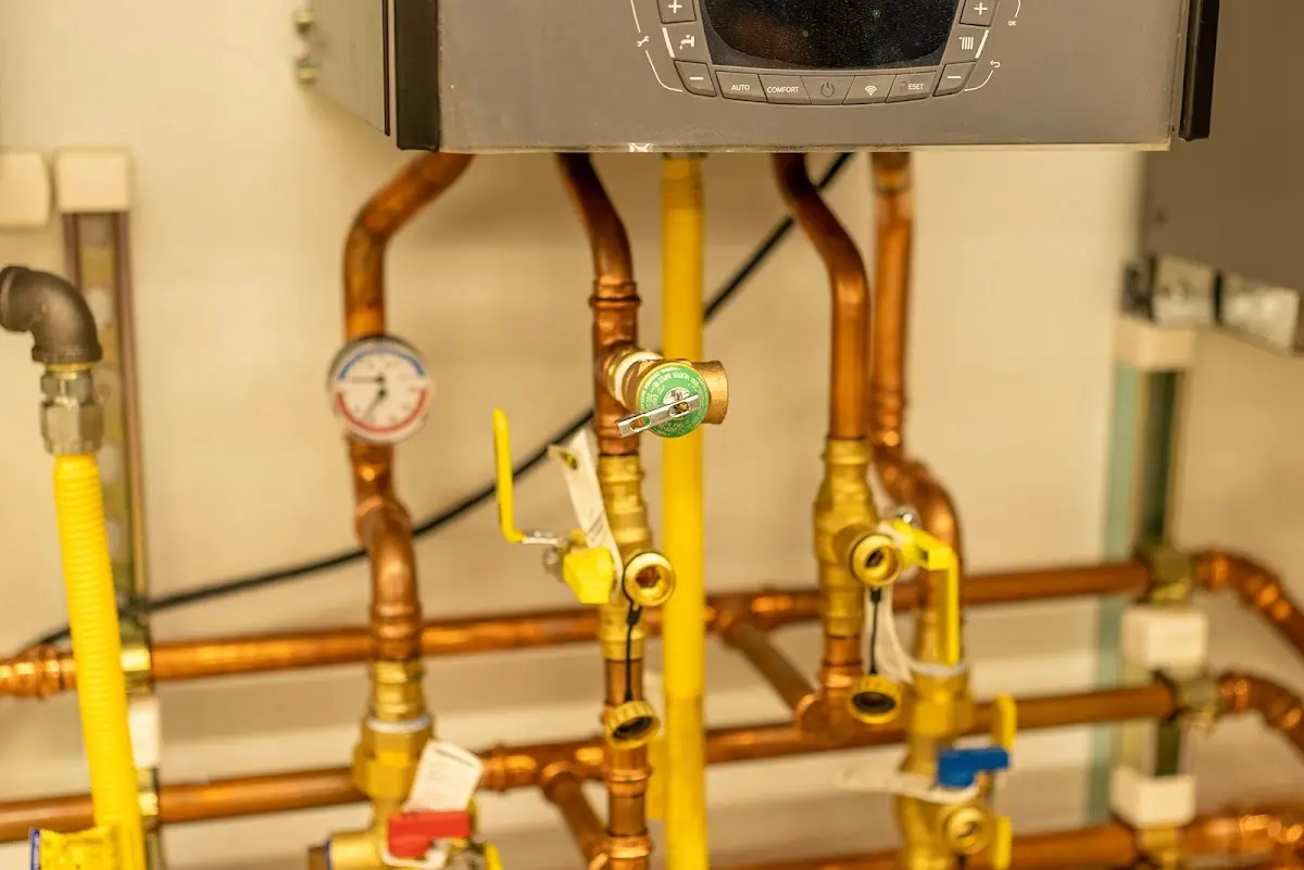 Licensed technician providing Emergency Plumbing for a homeowner in Tamarac